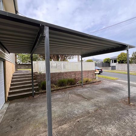 Hill View Abode Tawa Appartement Wellington Buitenkant foto