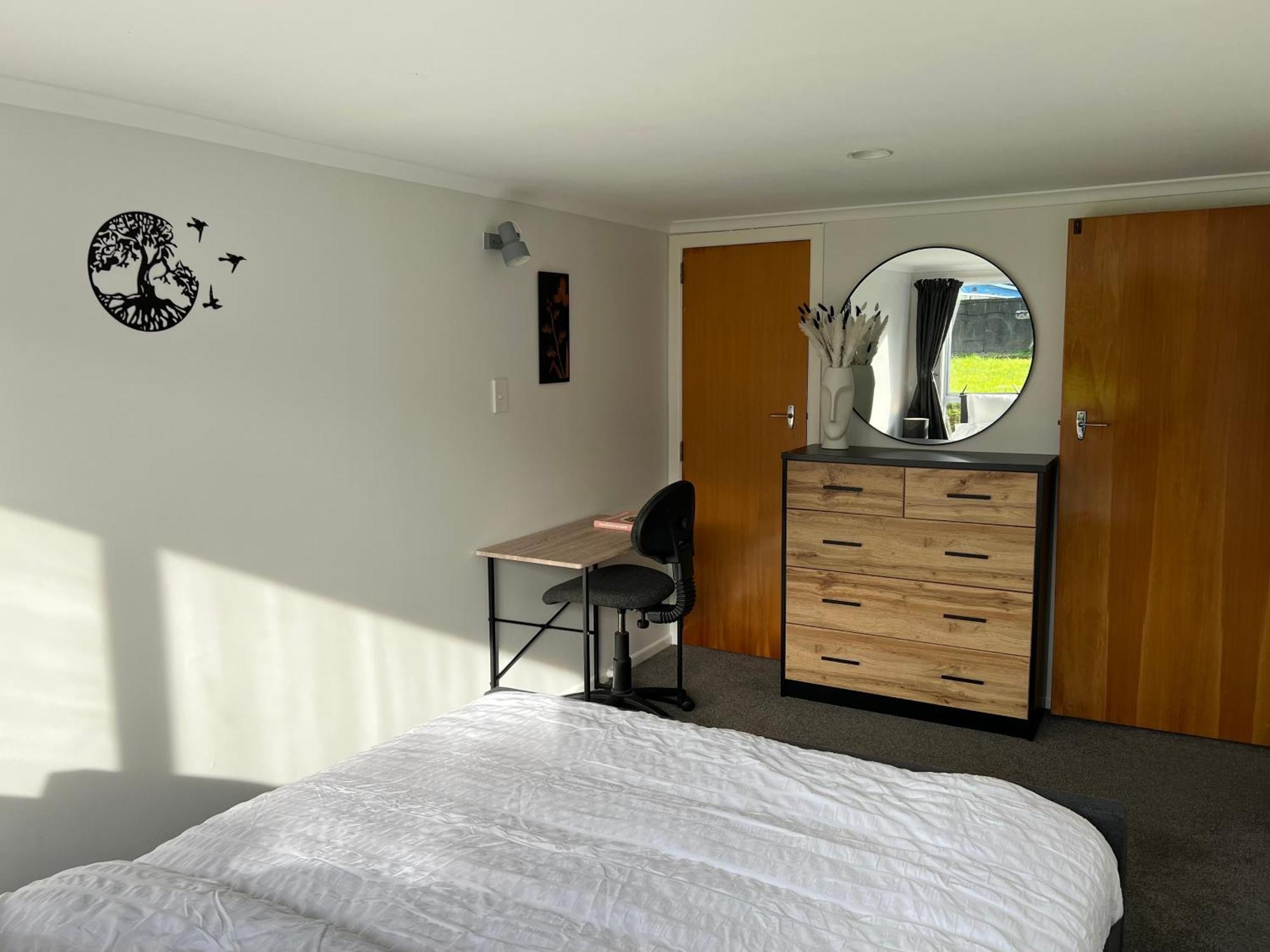 Hill View Abode Tawa Appartement Wellington Buitenkant foto
